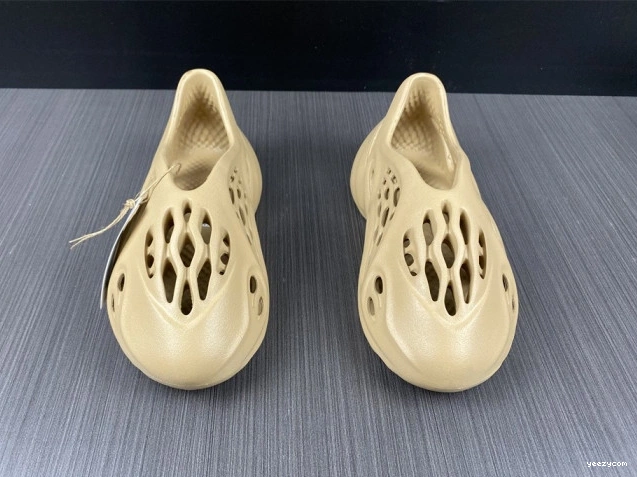 RNNR GW3354 Ochre Foam Yeezy Adidas 0827